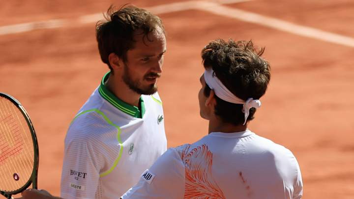 No. 2 Daniil Medvedev Stunned by Brazil’s Seyboth Wild in First Round at French Open