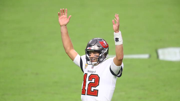 Troy Aikman Won’t Rule Out Possibility of Tom Brady Playing for Raiders