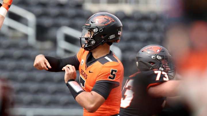 Over-Under Betting Lines on Win Totals for Pac-12 Football Teams