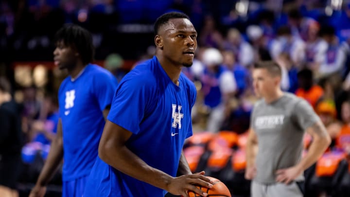 Former Kentucky Forward Oscar Tshiebwe Keeping Name in NBA Draft