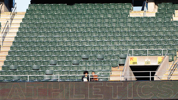 A’s Fan Ran on Field, Rounded Bases As Security Barely Tried to Catch Them A’s Fan Ran on Field, Rounded Bases As Security Barely Tried to Catch Them