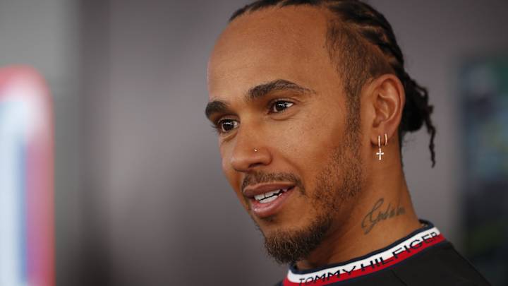F1 Rumour: Lewis Hamilton Takes Pay Cut On One-Year Extension With Mercedes