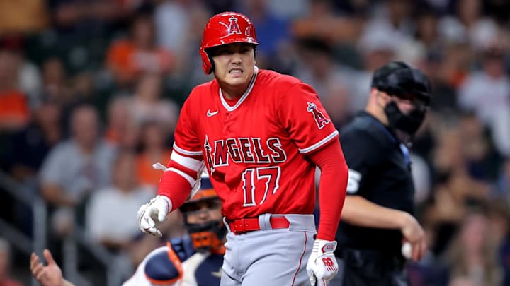 Angels News: Even Hall of Famers at Away Games Cannot Get Enough of Shohei Ohtani
