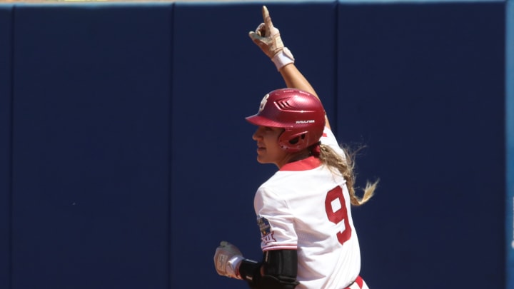 WCWS Photo Gallery: Oklahoma vs. Tennessee