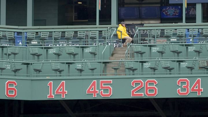 Boston Red Sox Broadcaster Joe Castiglione Involved in Hilarious Moment in Game vs. Rays