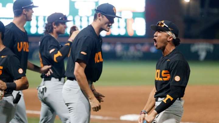 Charlotte Upsets Clemson, Will Face Tennessee In Regional Final Charlotte Upsets Clemson, Will Face Tennessee In Regional Final