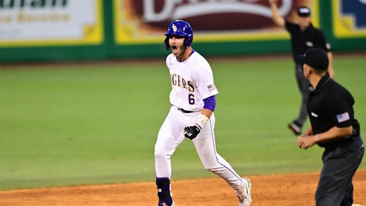 Offensive Eruption Catapults LSU Over Oregon State, 6-5