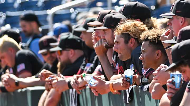 Texas steals Game 1 of Super Regional after Stanford's ninth-inning meltdown