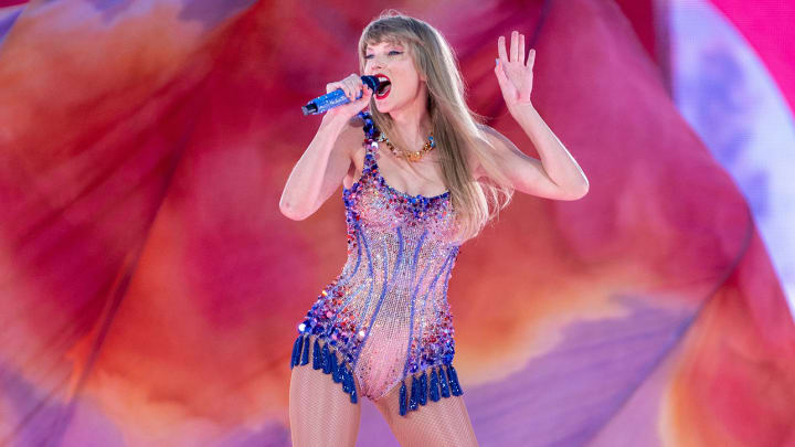 Why a Taylor Swift Super Bowl Halftime Show Is More Likely Than Ever, Plus Our Dream Set List
