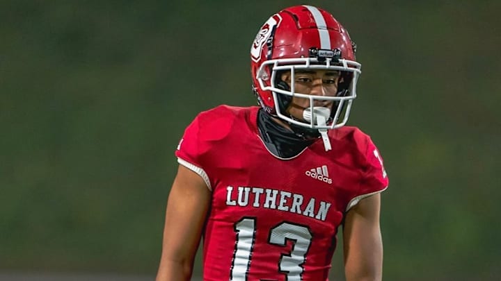 UW Offers SoCal Cornerback After Spotting Him at Local Event