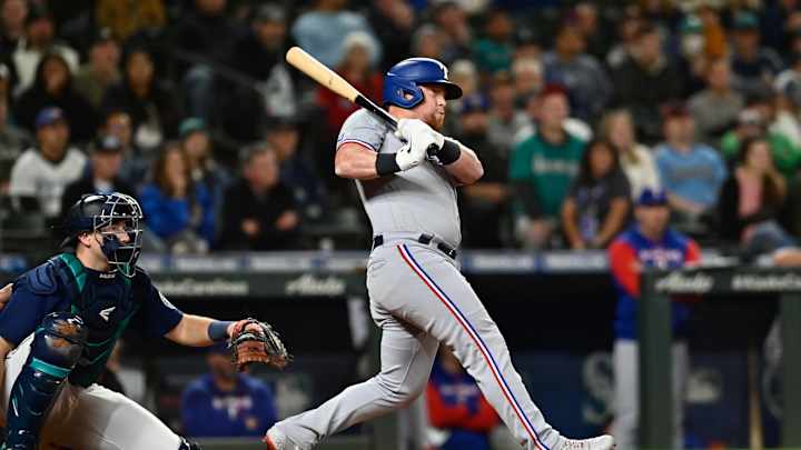 Dodgers Reportedly Sign Pair of Veteran Role Players to Minor League Deals Dodgers Reportedly Sign Pair of Veteran Role Players to Minor League Deals