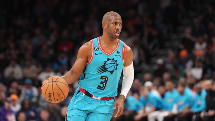 Lakers Still Plan To Get Into Chris Paul Bidding -- If He Makes It To Free Agency Lakers Still Plan To Get Into Chris Paul Bidding -- If He Makes It To Free Agency