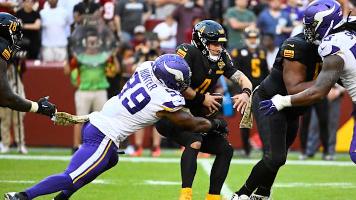 Report: Danielle Hunter to Skip Vikings' Mandatory Minicamp Report: Danielle Hunter to Skip Vikings' Mandatory Minicamp