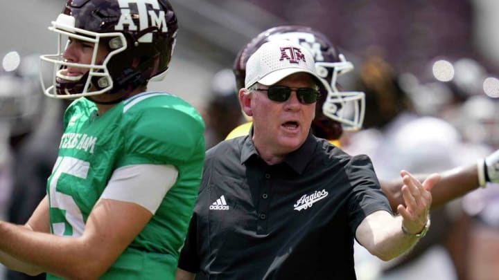 Report: Arkansas Razorbacks 'Vetting' Texas A&M Aggies Offensive Coordinator Bobby Petrino For Same Position