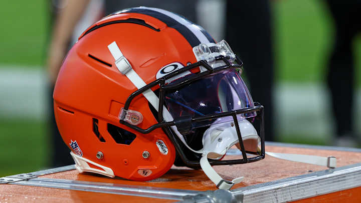 NFL Fans Loved All the Hidden Images Inside the New Browns Logo NFL Fans Loved All the Hidden Images Inside the New Browns Logo