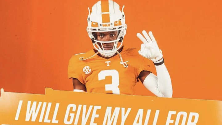 Tennessee Official Visitor Capsule: Travaris Banks