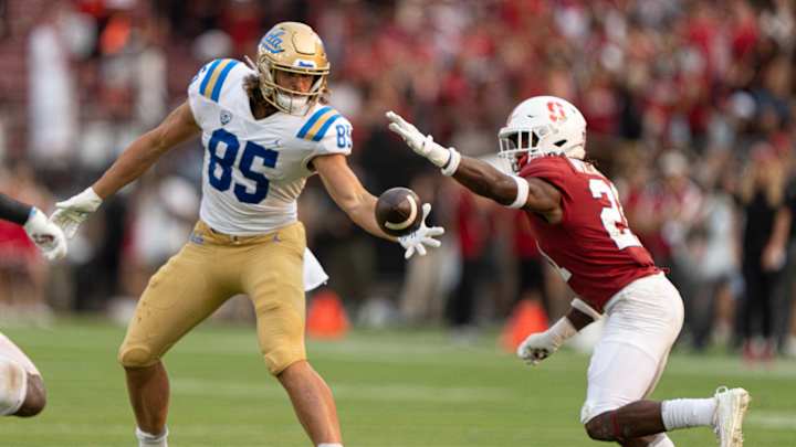 Stanford receives commitment from 2024 safety Darrius Davis Stanford receives commitment from 2024 safety Darrius Davis