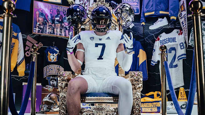Husky TE Target Decker DeGraaf Has A High Ceiling