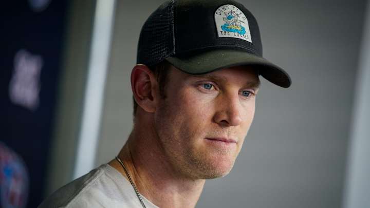 Titans QB Ryan Tannehill Gets Pilot License Titans QB Ryan Tannehill Gets Pilot License