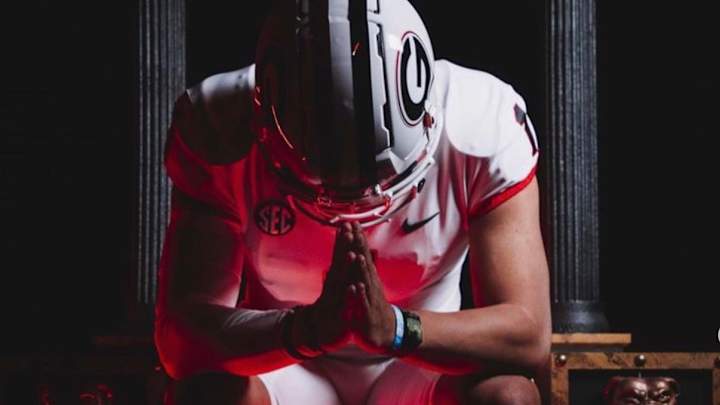 2024 LB Joseph Phillips Commits To Auburn Over Georgia