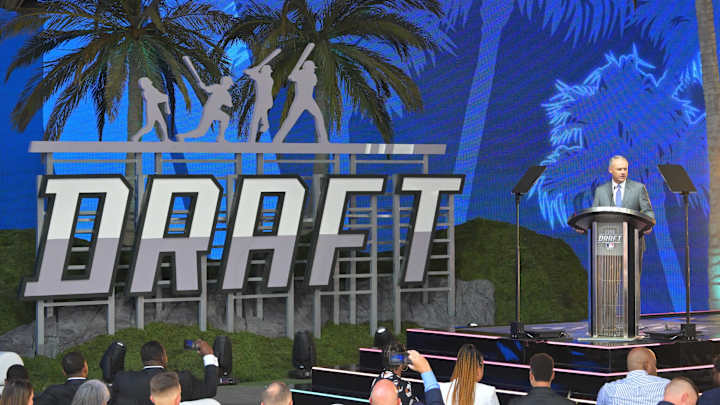 Latest MLB Pipeline Mock Has D-backs Taking Top College Arm