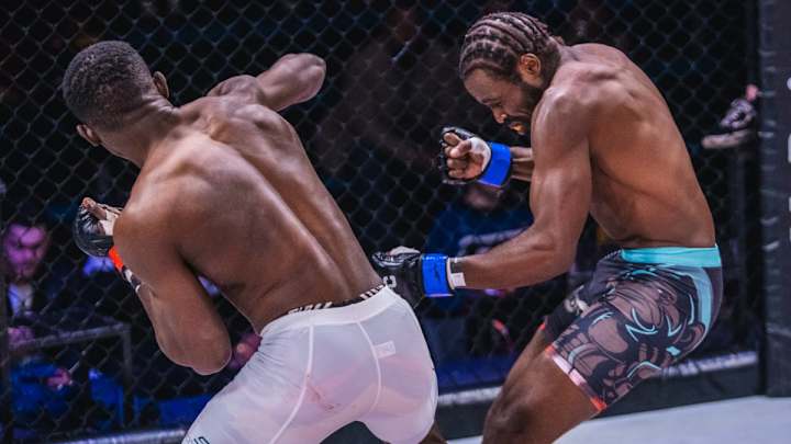 VIDEO: Undefeated South African MMA Fighter Bodies Opponent in Less Than a Minute