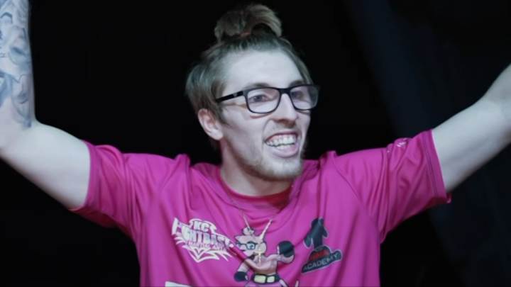 VIDEO: 20-Year-Old British MMA Prospect Scores Brutal Liver Shot Knockout