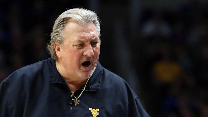 OFFICIAL: Bob Huggins Announces Resignation in Letter to WVU Fans