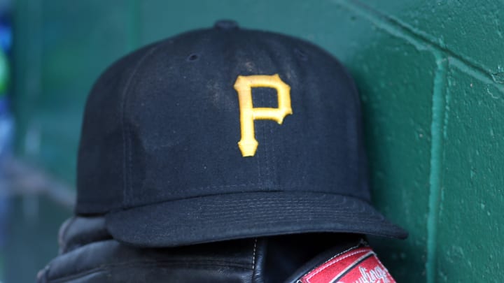 Pirates to Call Up 2021 No. 1 Draft Pick Henry Davis, per Report Pirates to Call Up 2021 No. 1 Draft Pick Henry Davis, per Report