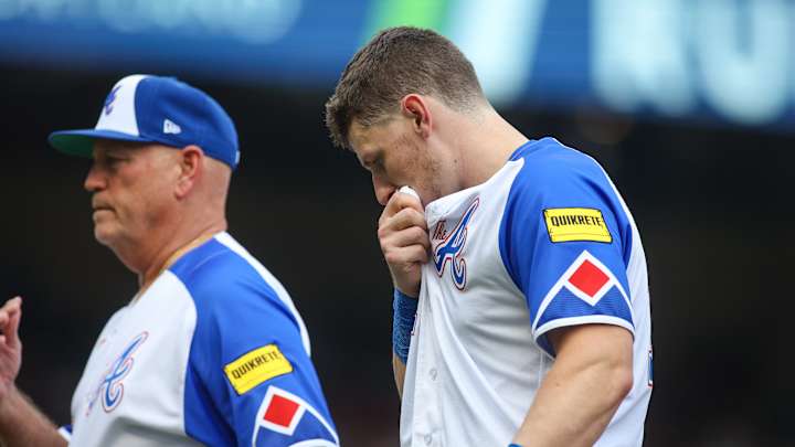 Braves Briefing: The city of Atlanta holds their breath about Sean Murphy's injury