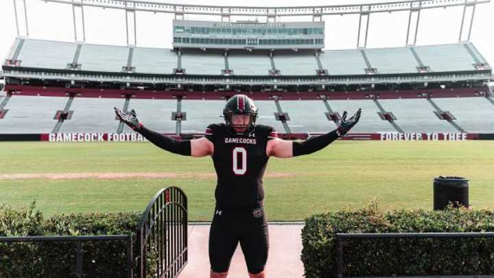 Gamecocks Receive Visit From Two-Way Lineman Liam Andrews