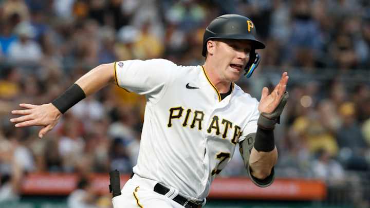 Henry Davis Delivers Storybook Moment in First Major League At-Bat for Pirates Henry Davis Delivers Storybook Moment in First Major League At-Bat for Pirates