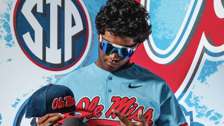 Morning Report: Just How Good is Ole Miss Rebels QB Commit Austin Simmons? Morning Report: Just How Good is Ole Miss Rebels QB Commit Austin Simmons?