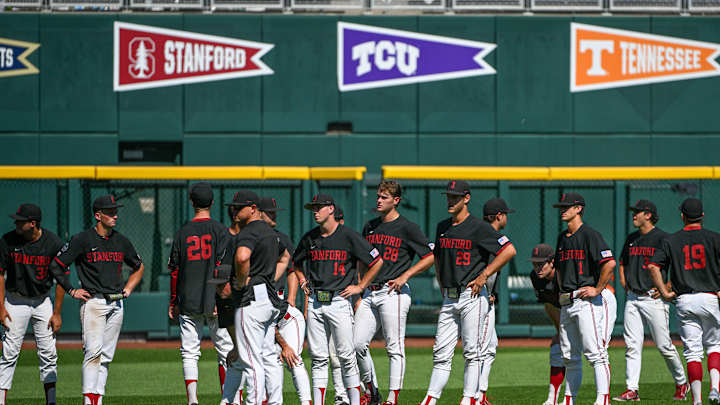 Stanford's loses in Omaha as bats go silent against Tennessee