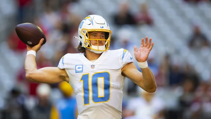 Chargers News: Kellen Moore Can't Get Enough of His New Quarterback Chargers News: Kellen Moore Can't Get Enough of His New Quarterback