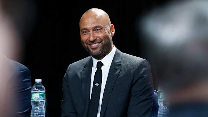 Derek Jeter to Make Fox Studio Debut for Cardinals-Cubs London Series Derek Jeter to Make Fox Studio Debut for Cardinals-Cubs London Series