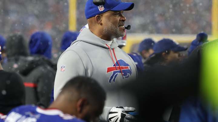 Bills Promote Coach Eric Washington to Replace Leslie Frazier