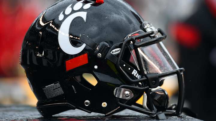Recruiting Roundup: UC Offers Pair of Four-Star Secondary Players
