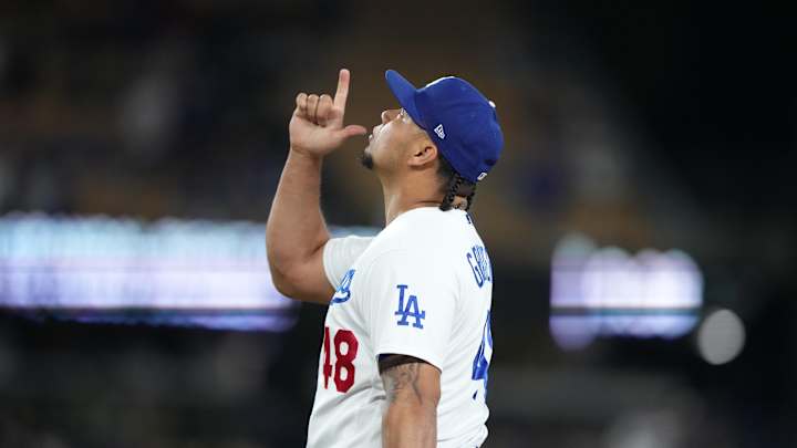 Dodgers News: Brusdar Graterol Set up Team Meeting to Get LA Bullpen Back on Track Dodgers News: Brusdar Graterol Set up Team Meeting to Get LA Bullpen Back on Track