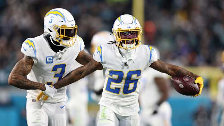 Chargers News: Bolts Skating on Thin Ice with Safety Options Heading into Training Camp Chargers News: Bolts Skating on Thin Ice with Safety Options Heading into Training Camp