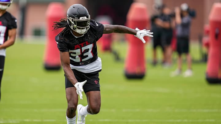 Falcons DB Tre Flowers Brings 'Different Skill Set'; Jeff Okudah Replacement? Falcons DB Tre Flowers Brings 'Different Skill Set'; Jeff Okudah Replacement?