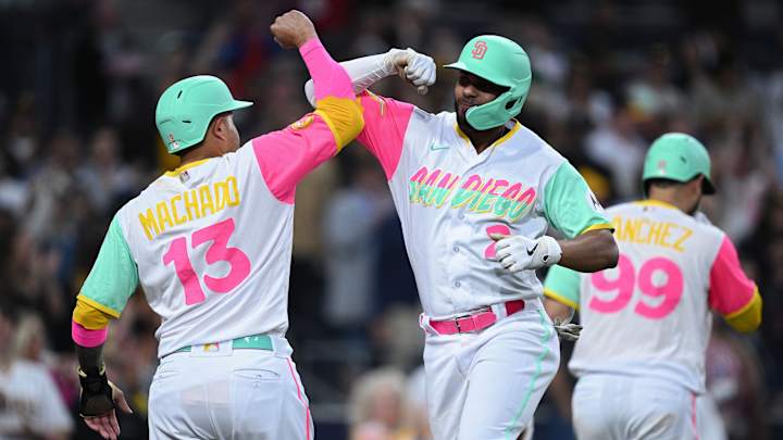 Padres News: Sellout Crowd Displeased With Friars Lackluster Effort in Series Loss Padres News: Sellout Crowd Displeased With Friars Lackluster Effort in Series Loss