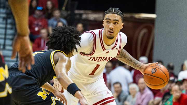 Lakers News: Unpacking A Day In The Offseason Life For Rookie Jalen Hood-Schifino Lakers News: Unpacking A Day In The Offseason Life For Rookie Jalen Hood-Schifino