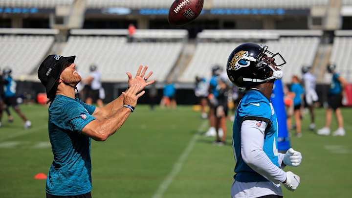 Jaguars Podcast: Is Calvin Ridley a Top-10 WR?