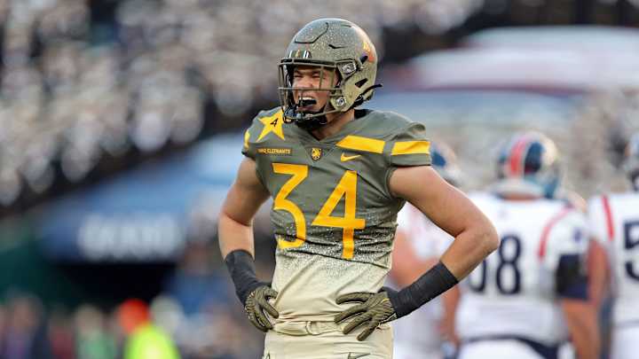 Vikings UDFA Profile: Army EDGE Andre Carter II Vikings UDFA Profile: Army EDGE Andre Carter II