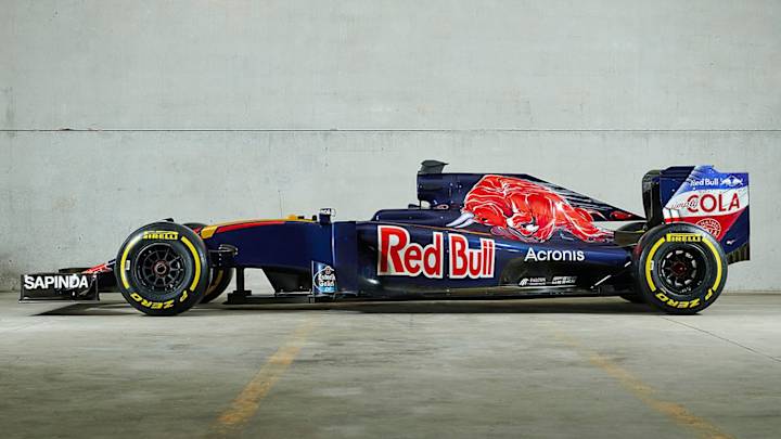 Max Verstappen's Toro Rosso F1 Car Being Auctioned Off By AlphaTauri