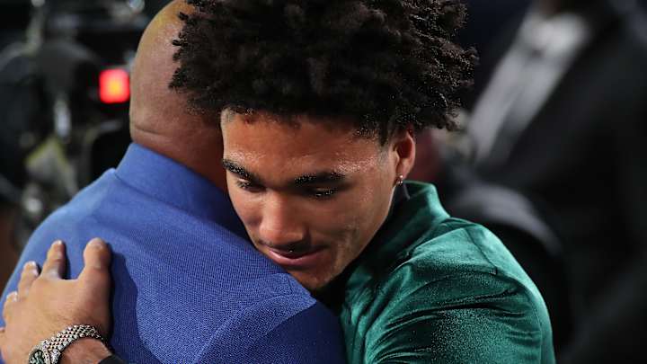 Lakers News: Why Jalen Hood-Schifino Should Not Be Included in Trade Talks