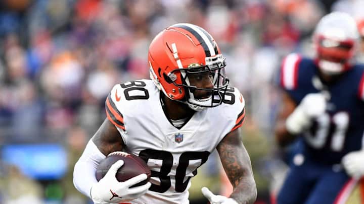 Option Route: If Not DeAndre Hopkins, Could Patriots Sign Another Ex Pro Bowl WR?