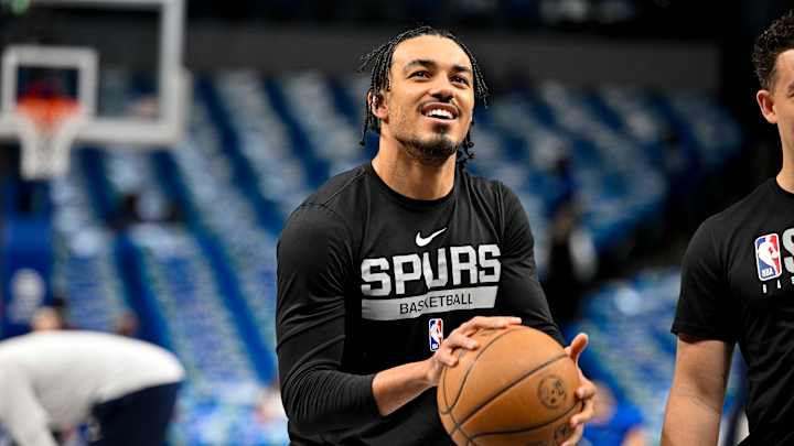 Duke Basketball Treasure Secures New Bag in San Antonio