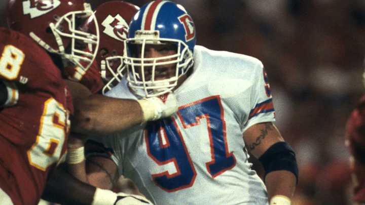 Former Broncos DL & WWE Wrestler Darren Drozdov Passes Away